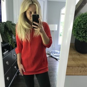 Red knitted mid sleeve shirt